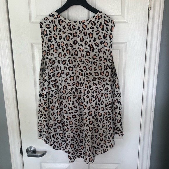 Torrid Leopard Tank - Picture 2 of 6